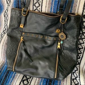 THE SAK - Ojai Tote Bag in Black Souk Emboss